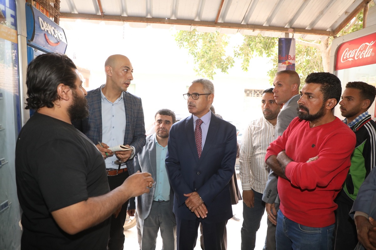 زيارة المحافظ لـ بياض العرب تكشف اوجه القصور